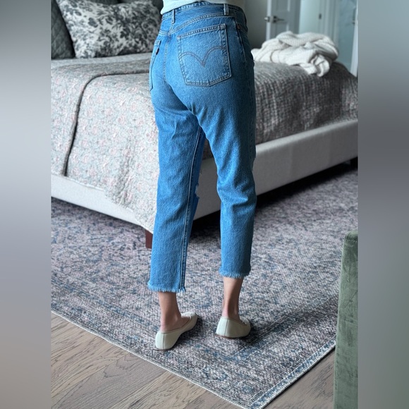 Levi’s Wedgie straight cropped jeans - Picture 4 of 7